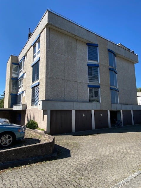 Geräumige und helle 1.5-Zimmer-Wohnung mit Balkon 15