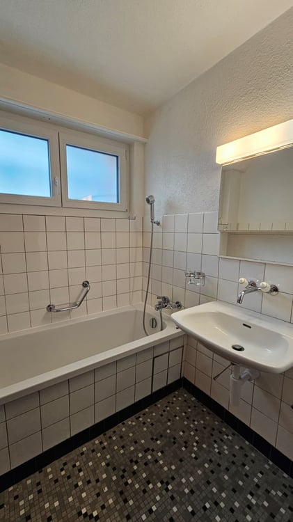 Bel et spacieux appartement de 4,5 pièces au 1er étage 8