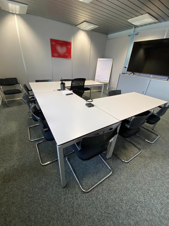 Bureau lumineux de 2 pièces au cœur de Delémont 2