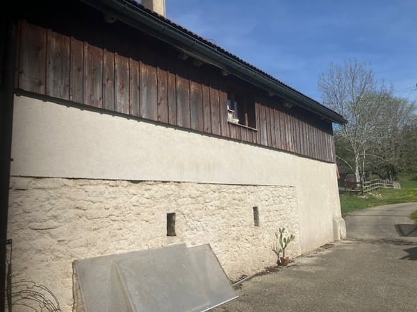 Ancienne ferme de 8 pièces à rénover située en campagne 2