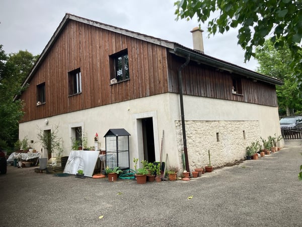 Ancienne ferme de 8 pièces à rénover située en campagne 1