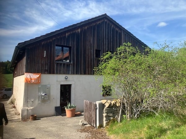 Ancienne ferme de 8 pièces à rénover située en campagne 4
