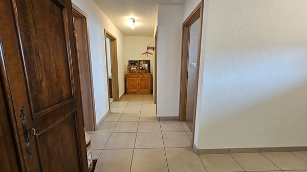 Très bel appartement de 3 pièces avec parking souterrain 12