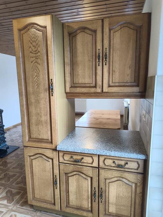 Petite maison individuelle de 4 pièces avec garage et dépendances 4