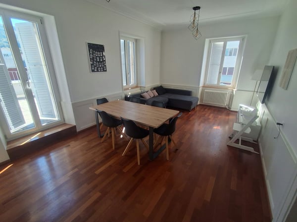 Bel appartement de 4,5 pièces au 1er étage 2