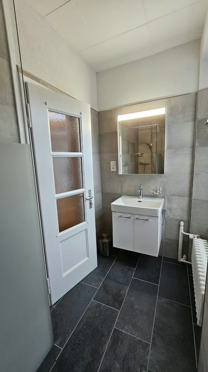 Appartement de 2,5 pièces avec entrée indépendante 9
