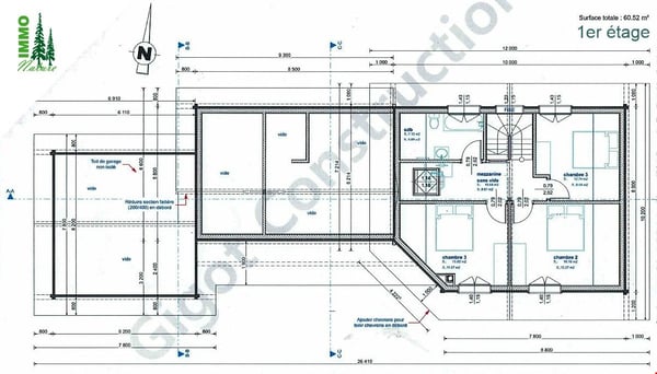 Grande maison moderne en madrier massif avec panneaux solaires, pour fin 2021 8