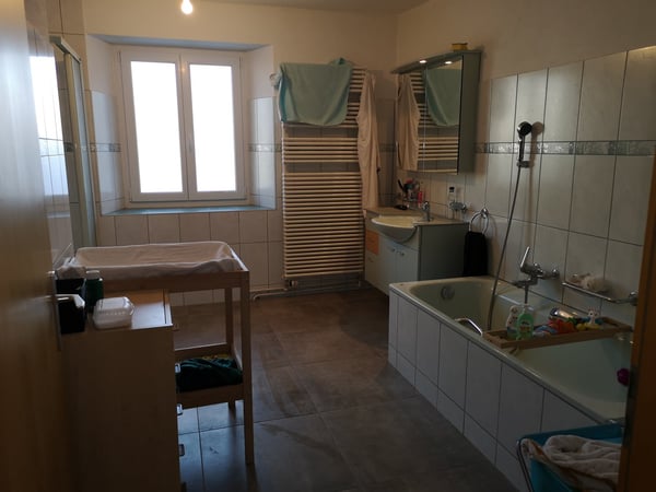 Grande maison de deux appartements au centre de Saignelégier 28