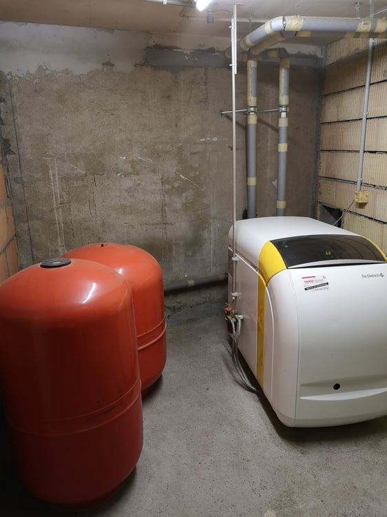 Spacieuse maison avec jardin, garage, grange / Geräumiges Haus mit Garten, Garage, Scheune 37