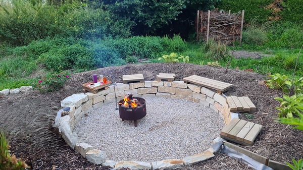 Spacieuse maison avec jardin, garage, grange / Geräumiges Haus mit Garten, Garage, Scheune 8