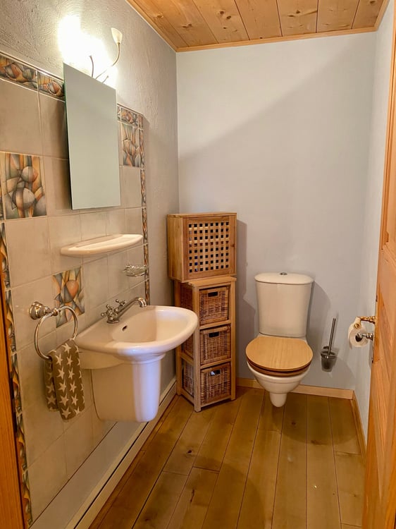 Spacieuse maison avec jardin, garage, grange / Geräumiges Haus mit Garten, Garage, Scheune 14