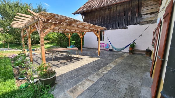 Spacieuse maison avec jardin, écurie, grange / Geräumiges Haus mit Garten, Stall, Scheune 10