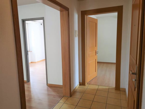 Immeuble complètement loué de 3 appartements avec réserve de terrain à bâtir 10