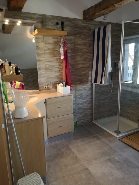 Grande maison de deux appartements au centre de Saignelégier 41