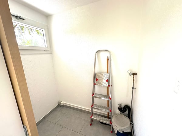 Prix baissé : appartement-terrasse avec cuisine ouverte sur le salon, quartier calme 14