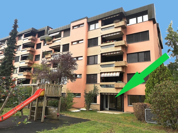 Prix baissé : appartement-terrasse avec cuisine ouverte sur le salon, quartier calme 3