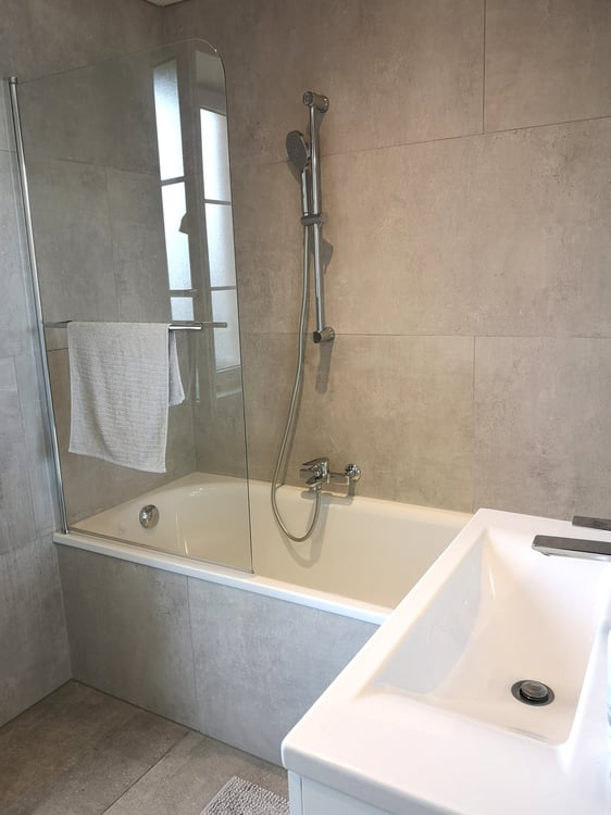 Grande maison familiale de 2.5 pièces à Lajoux, possibilité gestion chambres d'hôtes 35