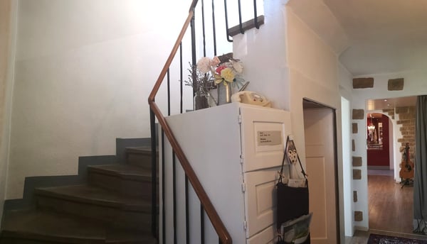 Grande maison familiale de 2.5 pièces à Lajoux, possibilité gestion chambres d'hôtes 10