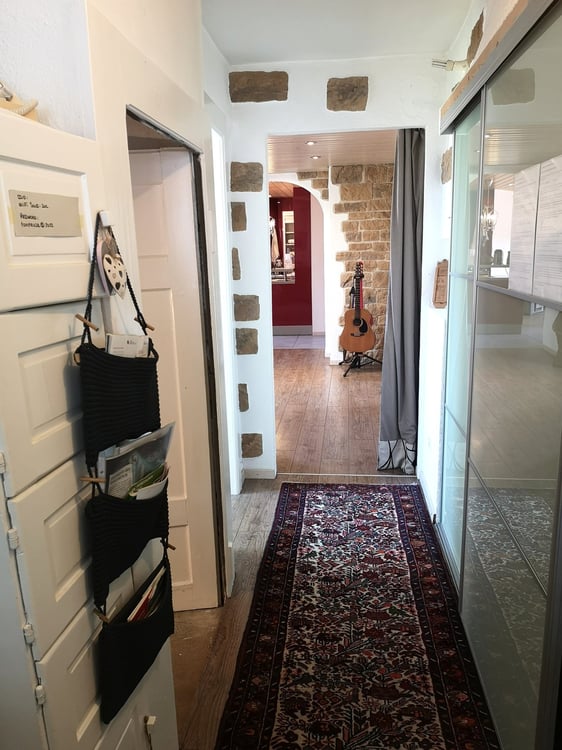 Grande maison familiale de 2.5 pièces à Lajoux, possibilité gestion chambres d'hôtes 11