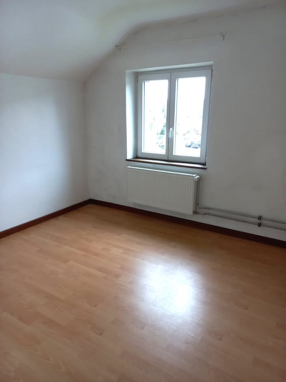 Appartement près de la gare, 2ème étage, côté jardin, libre de suite 7