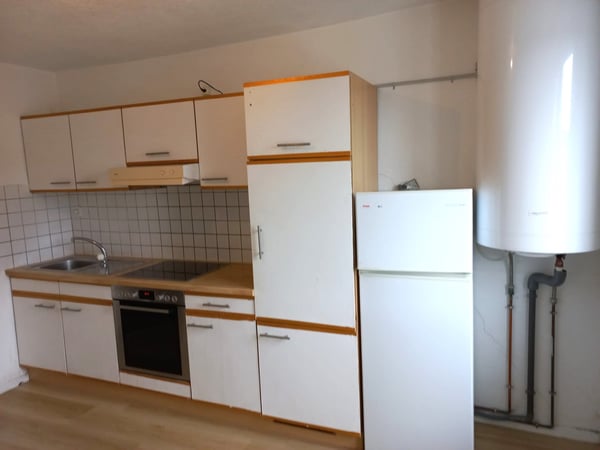 Appartement près de la gare, 2ème étage, côté jardin, libre de suite 12