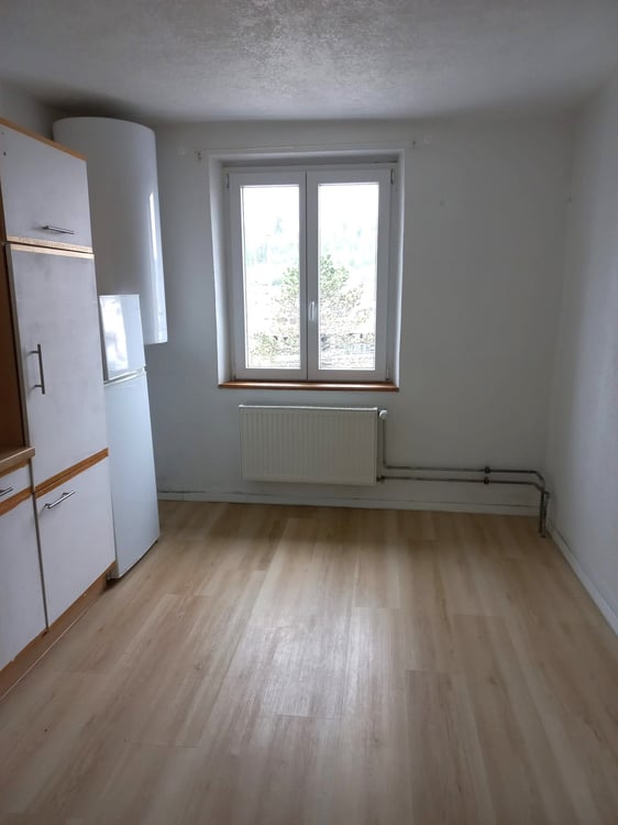 Appartement près de la gare, 2ème étage, côté jardin, libre de suite 10
