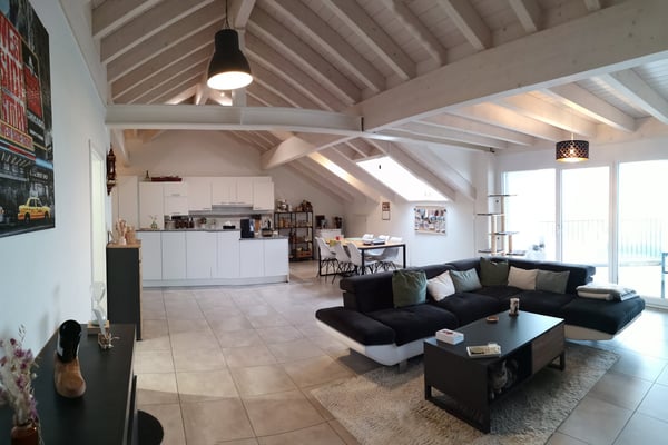 Magnifique appartement de 1.5 pièces aux Bois, y compris deux places de parc dans garage souterrain 11