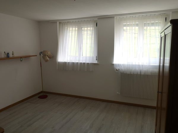 Deux maisons à rénover en partie sur parcelle de 3253m2, avec garage/atelier 28