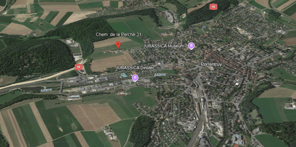 Deux maisons à rénover en partie sur parcelle de 3253m2, avec garage/atelier 44