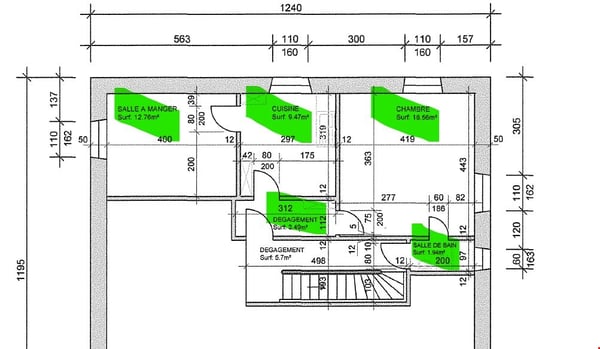 Appartement partiellement rénové, 1er étage, libre de suite 12