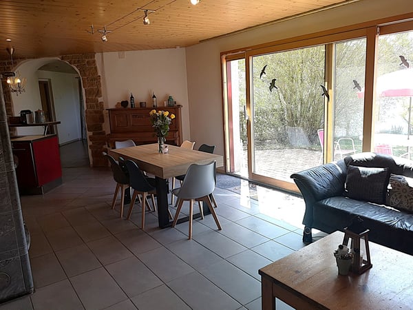 Grande maison familiale de 8,5 pièces à Lajoux, possibilité gestion chambres d'hôtes 18