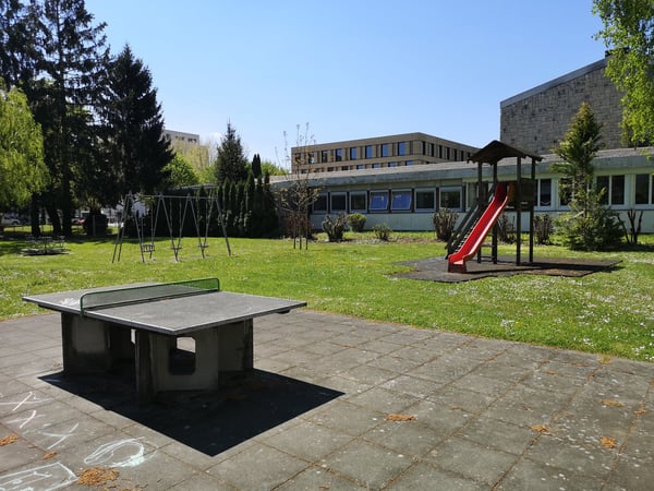 A vendre à Delémont : appartement 3.5 pièces, avec garage privé, vue sur la ville 4