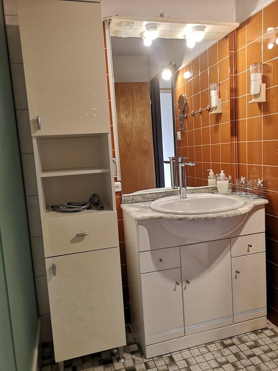 A vendre à Delémont : appartement 3.5 pièces, avec garage privé, vue sur la ville 18
