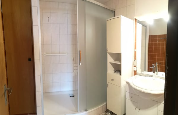A vendre à Delémont : appartement 3.5 pièces, avec garage privé, vue sur la ville 17