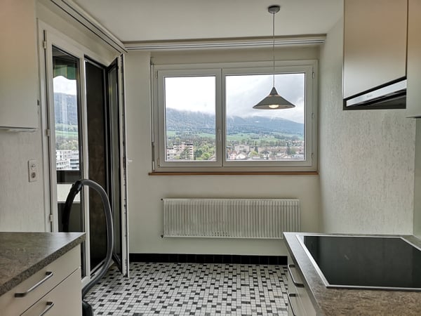 A vendre à Delémont : appartement 3.5 pièces, avec garage privé, vue sur la ville 11