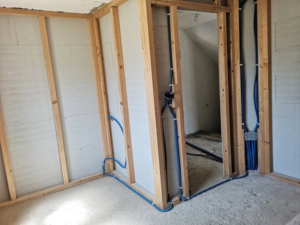 Haus mit 4.5 Zimmern + Galerie in der Peripherie von Saignelégier, wird komplett renoviert verkauft 15