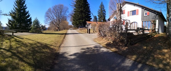 Schöne individuelle Villa mit 7 Zimmern in der Montagne de Moutier (1130m) 4