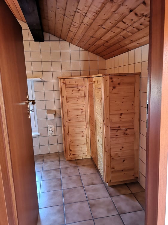 Schöne individuelle Villa mit 7 Zimmern in der Montagne de Moutier (1130m) 56