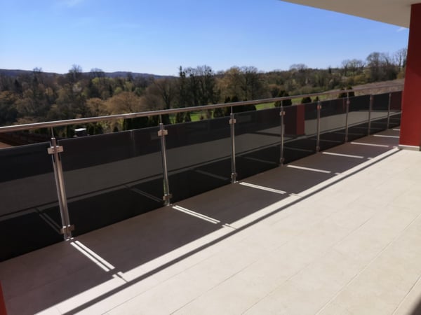 Appartement neuf au 1er étage avec terrasse couverte, avec vue. 15