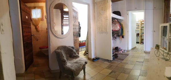 Spacieux appartement-terrasse de 5.5 pièces à Moutier avec vue dégagée, 2 garages 14