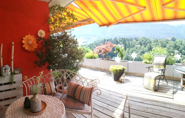 Spacieux appartement-terrasse de 5.5 pièces à Moutier avec vue dégagée, 2 garages 34