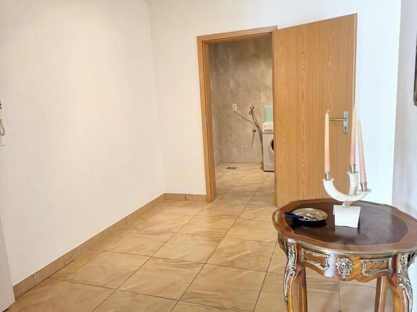 Spacieux appartement de 5.5 pièces à vendre à Soyhières avec grand balcon de 35m2 11