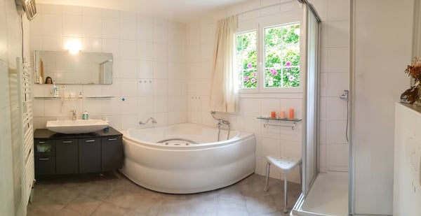 Spacieux appartement de 5.5 pièces à vendre à Soyhières avec grand balcon de 35m2 23