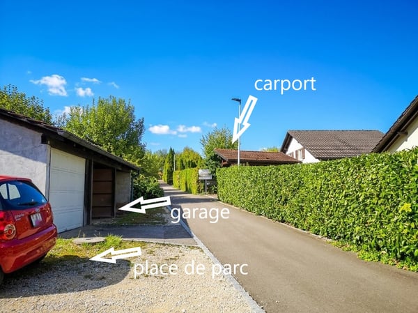 Jolie maison dans quartier résidentiel, avec garage + carport + place de parc, libre de suite. 12