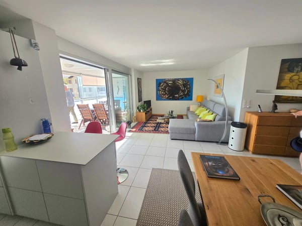 Spacieux appartement avec terrasse de 4.5 pièces à Grimisuat – Vue et calme assurés 9