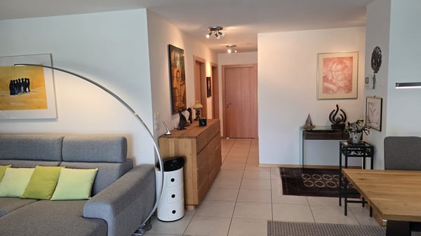 Spacieux appartement avec terrasse de 4.5 pièces à Grimisuat – Vue et calme assurés 5