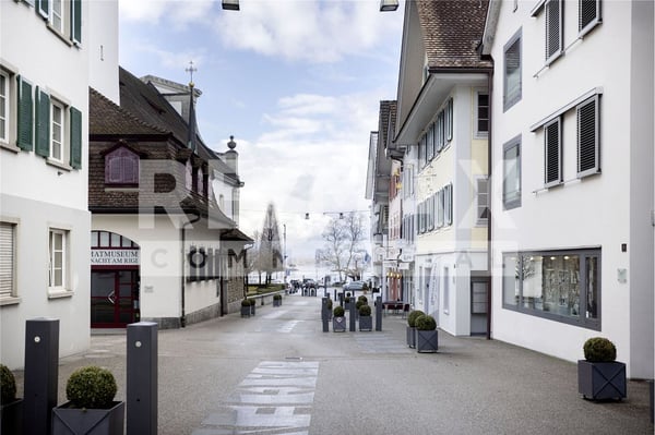 Ladenfläche oder Büro, Praxis zentrale Gewerbefläche mit perfekter und flexibler Nutzfläche 2