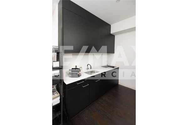 Ladenfläche oder Büro, Praxis zentrale Gewerbefläche mit perfekter und flexibler Nutzfläche 6