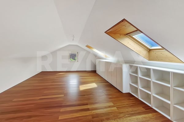 Ein traumhaftes 1 -Zimmer Einfamilienhaus an ruhiger und familienfreundlicher Lage 2