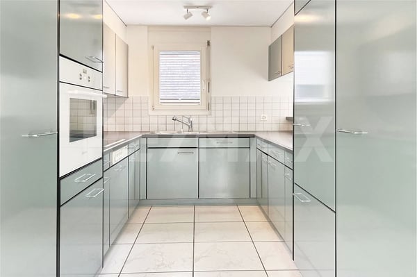 Charmante 1 -Zimmer-Wohnung mit viel Lichteinfall und Balkon 11